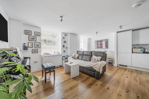 2 bedroom apartment for sale, Woolwich Manor Way, London