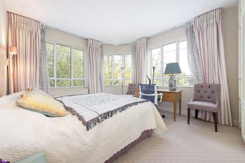 3 bedroom apartment for sale, Riverside Drive, Golders Green Road