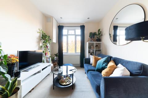 1 bedroom flat to rent, Fulham Park Gardens, London SW6