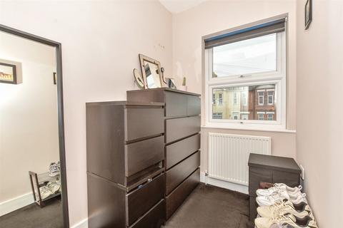 7 Greenfield Road, Folkestone, CT19 6EP
