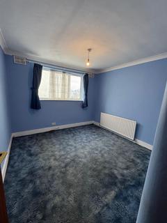 Terraced house to rent, Romford Road, Forest gate, E7