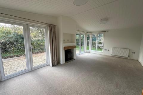 3 bedroom chalet to rent, Schoolwood Farm Caravan Park, Straight Lane, Addingham