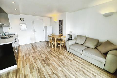 2 bedroom flat to rent, West Point, Wellington Street, Leeds, LS1