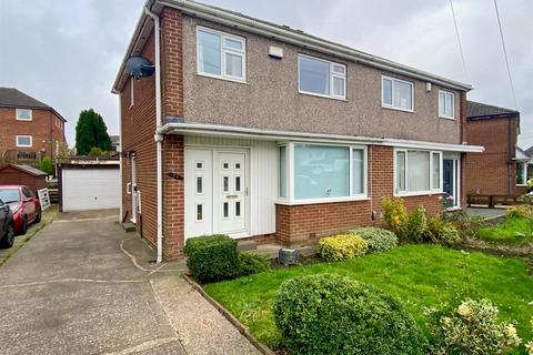 3 bedroom semi-detached house for sale, Kirkstone Avenue, Huddersfield