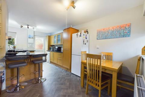 3 Cartmel Close, Worcester, WR4 9NT