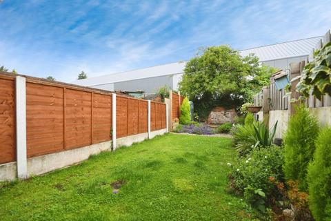 2 bedroom terraced house to rent, Sanforth Street, Whittington Moor, Chesterfield, S41 8RU