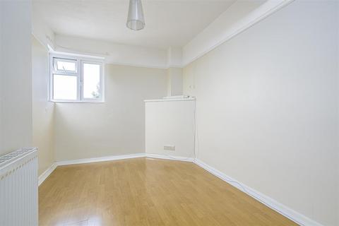undefined, High Street, Banstead