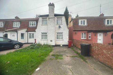 2 bedroom end of terrace house to rent, Slough,  Berkshire,  SL2