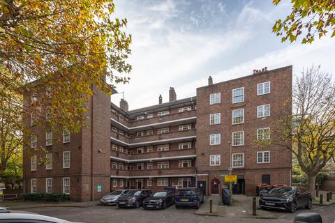 1 bedroom flat to rent, Stewarts Road, London SW8