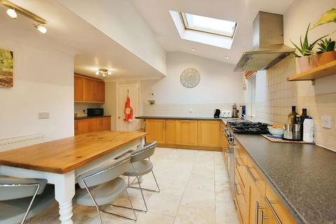 4 bedroom semi-detached house for sale, Copt Elm Road, Cheltenham GL53