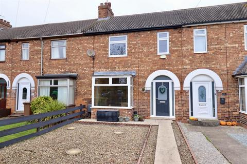 3 bedroom terraced house for sale, Blackburn Avenue, Brough