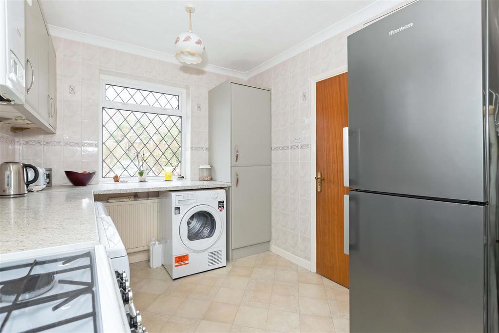 13 Nelson Rd 15.jpg