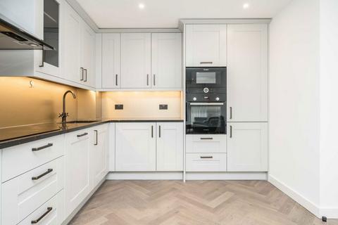 2 bedroom flat to rent, Merino Gardens, London E1W