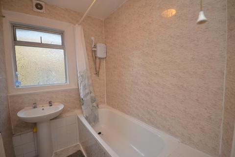 1 bedroom in a house share to rent, Wolfington Road, West Norwood, London, SE27