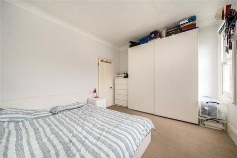 71 Swallowfield Road, London, SE7 7NT