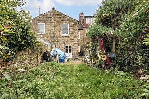 71 Swallowfield Road, London, SE7 7NT