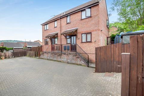 2 bedroom semi-detached house for sale, Wyefield Court, Monmouth