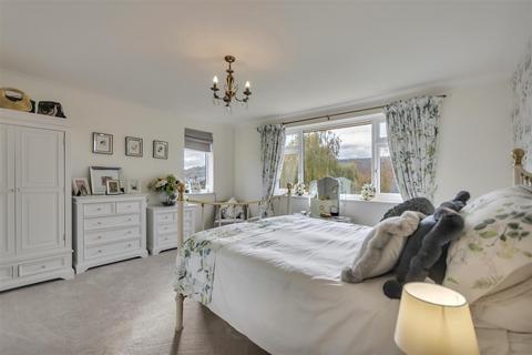 Erw Wen Station Road, Trevor, Llangollen, LL20 7TP