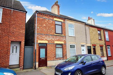 2 bedroom terraced house for sale, Halls Road