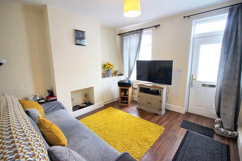 2 bedroom terraced house for sale, Halls Road