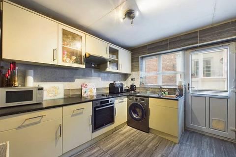 3 bedroom semi-detached house for sale, Brickfields Road, Worcester, Worcestershire, WR4