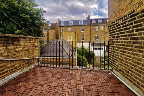 3 bedroom duplex to rent, Aynhoe Road, Brook Green, Hammersmith, W14