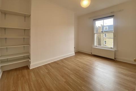 3 bedroom duplex to rent, Aynhoe Road, Brook Green, Hammersmith, W14