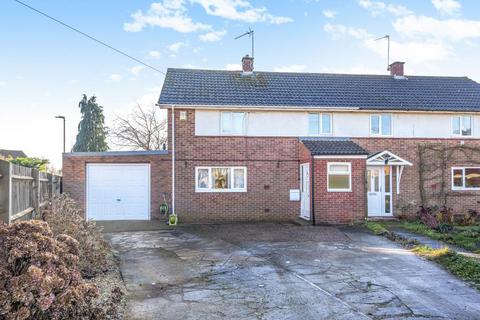 3 bedroom semi-detached house for sale, Banbury,  Oxfordshire,  OX16