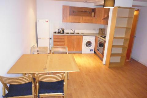 2 bedroom flat to rent, Moir Street , Glasgow G1