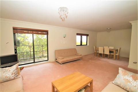 3 bedroom flat to rent, Palmerston Court, Elmfield Close, Harrow on the Hill