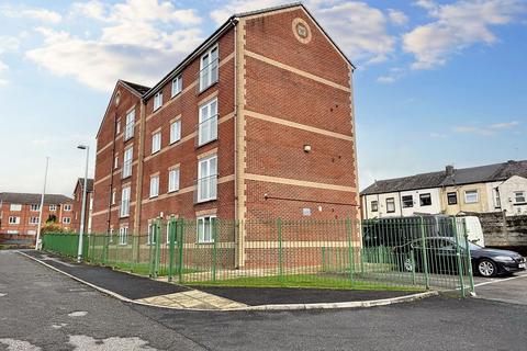 2 bedroom apartment for sale, Fereday Street, Manchester M28