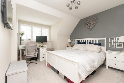 3 bedroom end of terrace house for sale, Woolhouse Place, Dartford, Kent