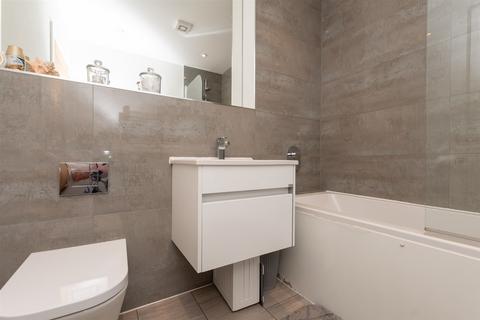 4 Woolhouse Place, Dartford, DA2 6AG