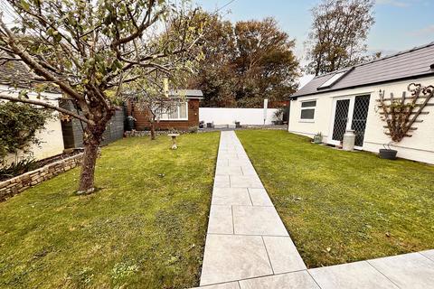 3 bedroom detached bungalow for sale, Fontygary Road, Rhoose, CF62