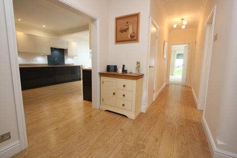 138 Fontygary Road, Rhoose, Barry, CF62 3DU