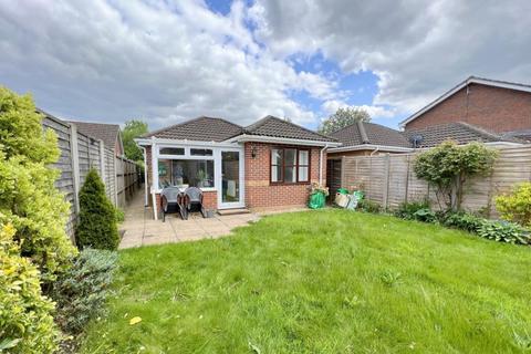 3 bedroom bungalow for sale, Audemer Court, Ringwood, BH24 1YB