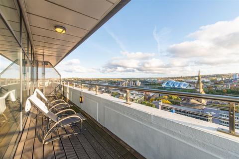 3 bedroom penthouse for sale, Penthouse 19, 55 Degrees North, Pilgrim Street, Newcastle Upon Tyne