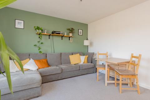 2 bedroom flat for sale, Flat 8, 10 Cadiz Street, Leith, EH6 7BH