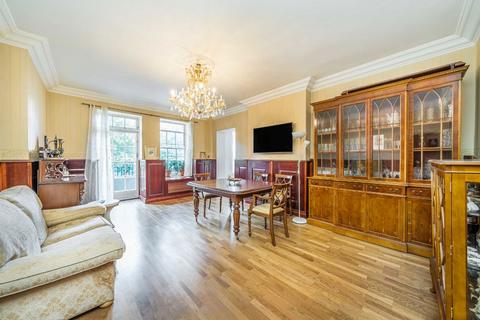 5 bedroom flat for sale, St. Johns Wood Road, London NW8