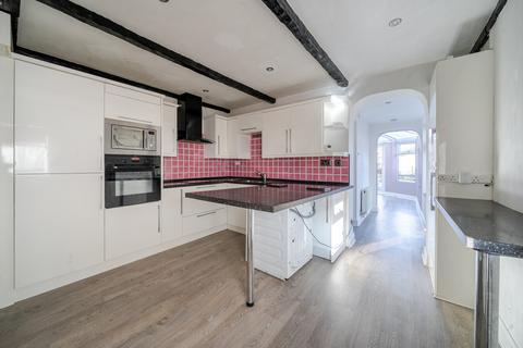 undefined, Farnborough, Rushmoor GU14