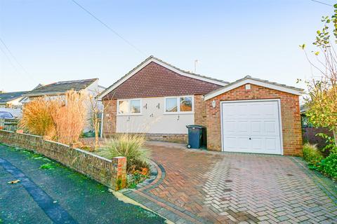 3 bedroom detached bungalow for sale, Grange Avenue, Hastings