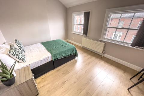 5 bedroom terraced house to rent, Clarence Street, L3 5TN,