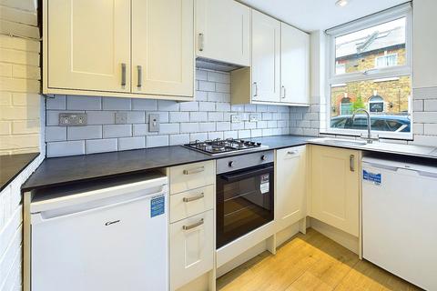 3 bedroom house to rent, Lion Road, Twickenham