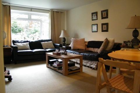 2 bedroom flat for sale, Hawker Court  KINGSTON HILL