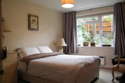 2 bedroom flat for sale, Hawker Court  KINGSTON HILL