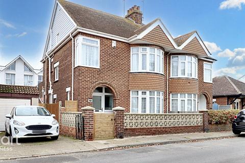 4 bedroom semi-detached house for sale, Seager Road, Sheerness