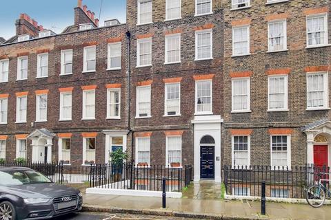 Studio to rent, Colebrooke Row, Islington, London, N1