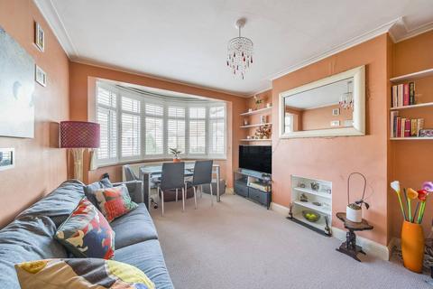 2 bedroom flat for sale, Doreen Avenue, Kingsbury, London, NW9