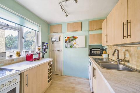 2 bedroom flat for sale, Doreen Avenue, Kingsbury, London, NW9