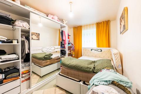 2 bedroom flat for sale, Leopold Road, N18, Tottenham, London, N18